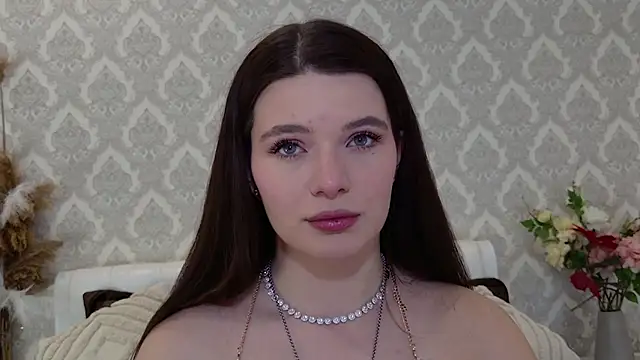 Snapshot of Nellie_Medina chatting on 01-19-25, 01:00 Nellie Medina online show from 01-19-25, 01:00