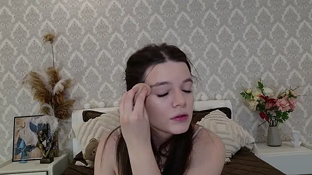 Snapshot of Nellie_Medina chatting on 02-19-25, 07:16 Nellie Medina online show from 02-19-25, 07:16