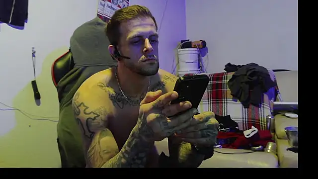 JamesMichael88 online show from 02-25-25, 08:09