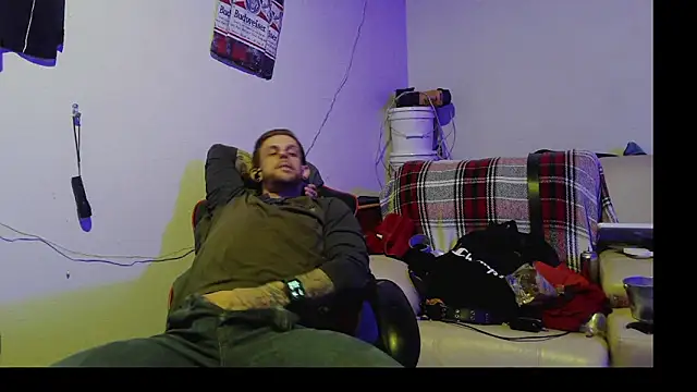 JamesMichael88 online show from 02-26-25, 03:21