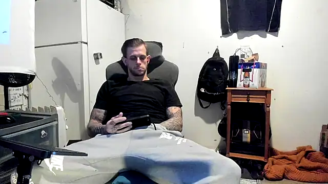 JamesMichael88 online show from 03-19-25, 02:13