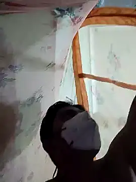 Snapshot of Whitehouse01 chatting on 03-17-25, 05:27 Whitehouse01 online show from 03-17-25, 05:27