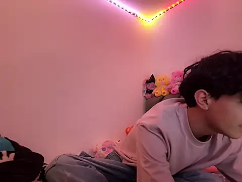 Snapshot of Calacran chatting on 01-05-25, 08:11 Calacran online show from 01-05-25, 08:11