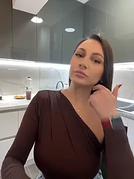 Snapshot of claraxjoyy chatting on 02-04-25, 04:26 claraxjoyy online show from 02-04-25, 04:26