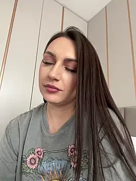 Snapshot of claraxjoyy chatting on 03-13-25, 04:38 claraxjoyy online show from 03-13-25, 04:38