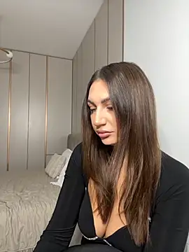 Snapshot of claraxjoyy chatting on 10-12-25, 04:11 claraxjoyy online show from 10-12-25, 04:11