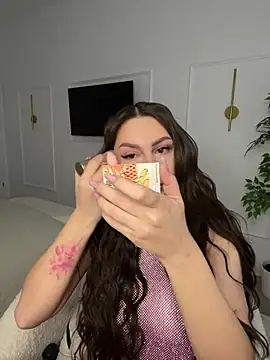 Snapshot of claraxjoyy chatting on 02-22-26, 05:51 claraxjoyy online show from 02-22-26, 05:51