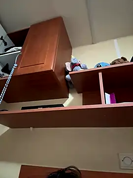 Snapshot of Sexocokin chatting on 09-29-25, 03:39 Sexocokin online show from 09-29-25, 03:39