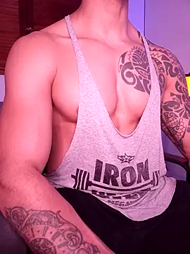 Joylopez fit online show from 11-14-25, 02:16