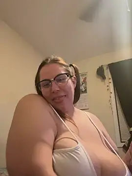 Snapshot of Thickarella420 chatting on 01-01-25, 04:07 Thickarella420 online show from 01-01-25, 04:07