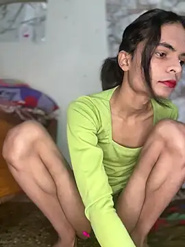 Enna Zarza  online show from 12-17-25, 06:19