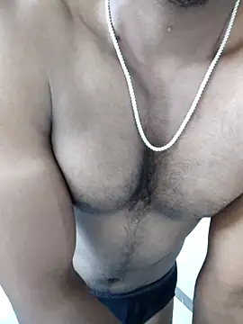 Snapshot of hot_boy_dic chatting on 09-21-25, 03:24 hot boy dic online show from 09-21-25, 03:24