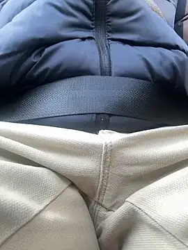 skyisthelimit12 online show from 01-08-25, 04:02