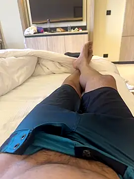 skyisthelimit12 online show from 10-26-25, 06:08