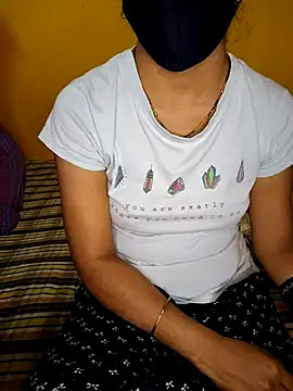 lovelygirl4567 online show from 03-01-25, 03:27