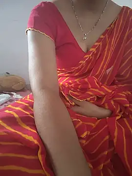 Snapshot of lovelygirl4567 chatting on 05-20-26, 05:24 lovelygirl4567 online show from 05-20-26, 05:24