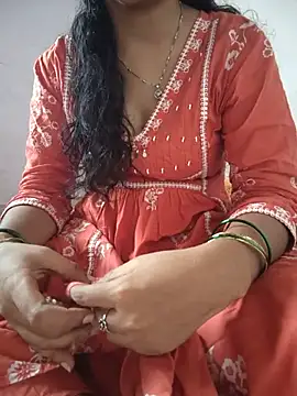Snapshot of lovelygirl4567 chatting on 05-22-26, 05:25 lovelygirl4567 online show from 05-22-26, 05:25