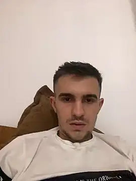 Snapshot of Demonpull69 chatting on 01-08-25, 06:31 Demonpull69 online show from 01-08-25, 06:31