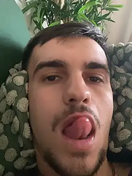 Snapshot of Demonpull69 chatting on 02-09-25, 07:38 Demonpull69 online show from 02-09-25, 07:38