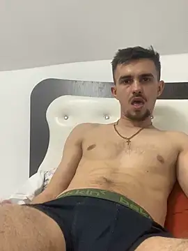 Snapshot of Demonpull69 chatting on 03-10-25, 09:18 Demonpull69 online show from 03-10-25, 09:18