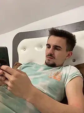 Snapshot of Demonpull69 chatting on 03-17-25, 10:17 Demonpull69 online show from 03-17-25, 10:17