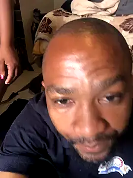 Snapshot of MKbesxxx chatting on 12-04-25, 05:17 MKbesxxx online show from 12-04-25, 05:17