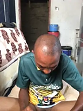 Snapshot of MKbesxxx chatting on 02-02-26, 02:27 MKbesxxx online show from 02-02-26, 02:27