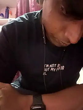 Remo0 online show from 10-04-25, 03:54