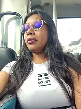 Snapshot of PaulaOrtiz_1 chatting on 12-16-25, 04:12 PaulaOrtiz 1 online show from 12-16-25, 04:12