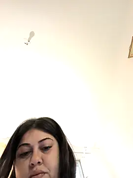 Snapshot of Americ44 chatting on 03-25-26, 02:01 Americ44 online show from 03-25-26, 02:01