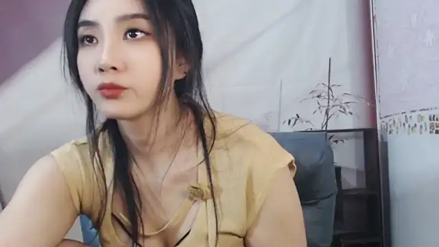 xiaotiantian-76 online show from 01-11-25, 01:01