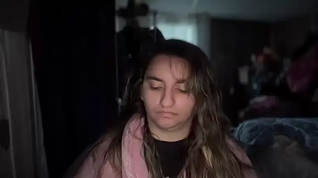 Snapshot of mamifresita chatting on 11-12-25, 03:45 mamifresita online show from 11-12-25, 03:45