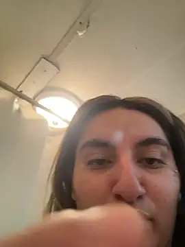 Snapshot of mamifresita chatting on 01-09-26, 09:38 mamifresita online show from 01-09-26, 09:38