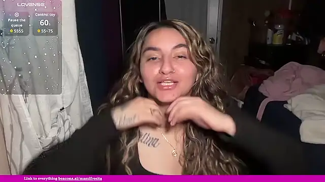 Snapshot of mamifresita chatting on 02-02-26, 04:22 mamifresita online show from 02-02-26, 04:22