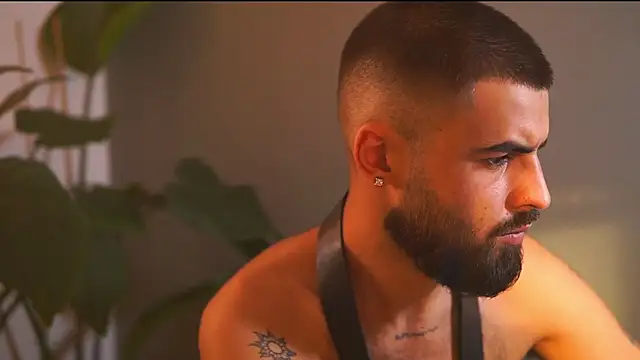 Snapshot of HairyRobxxx chatting on 09-24-25, 03:15 HairyRobxxx online show from 09-24-25, 03:15