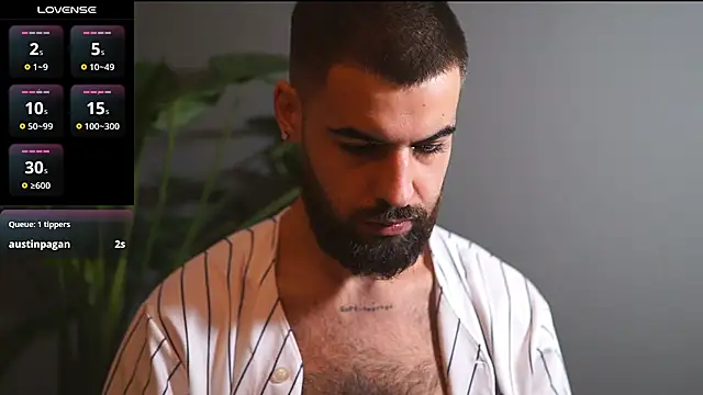 Snapshot of HairyRobxxx chatting on 09-27-25, 05:29 HairyRobxxx online show from 09-27-25, 05:29