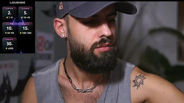 Snapshot of HairyRobxxx chatting on 10-29-25, 04:31 HairyRobxxx online show from 10-29-25, 04:31