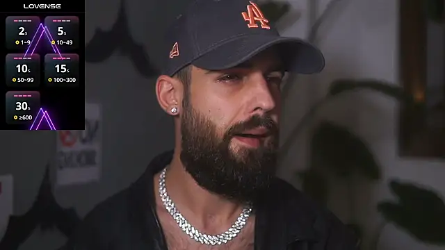 Snapshot of HairyRobxxx chatting on 11-09-25, 09:13 HairyRobxxx online show from 11-09-25, 09:13