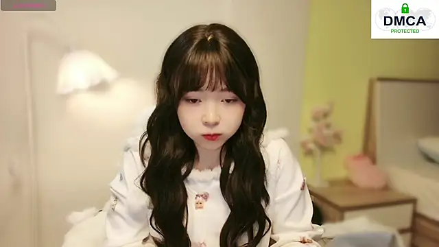 Chenjing0 online show from 01-18-25, 10:06