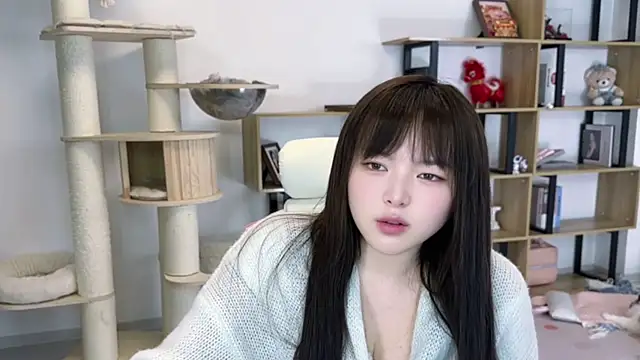 Snapshot of Chenjing0 chatting on 04-29-26, 01:15 Chenjing0 online show from 04-29-26, 01:15