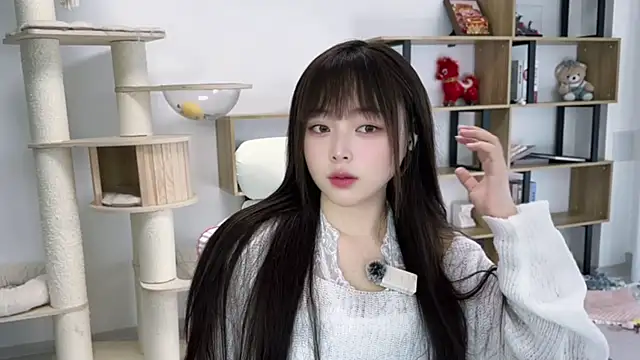 Snapshot of Chenjing0 chatting on 05-07-26, 07:36 Chenjing0 online show from 05-07-26, 07:36