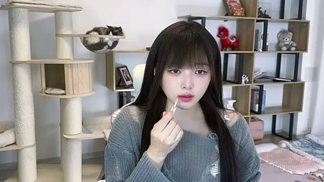 Snapshot of Chenjing0 chatting on 05-09-26, 12:10 Chenjing0 online show from 05-09-26, 12:10