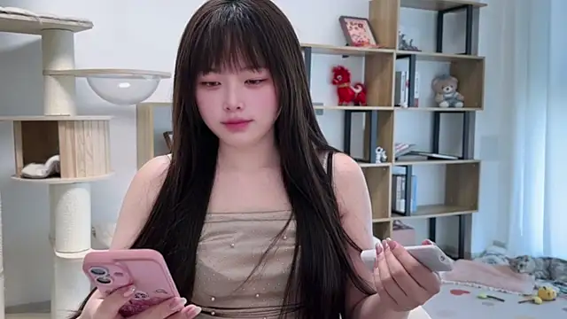 Snapshot of Chenjing0 chatting on 05-25-26, 07:03 Chenjing0 online show from 05-25-26, 07:03