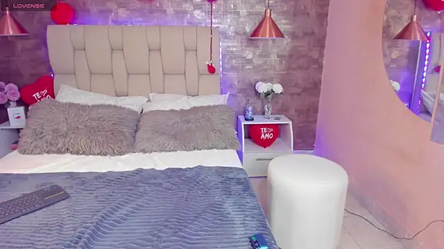 Scarlet lace online show from 02-19-25, 08:31