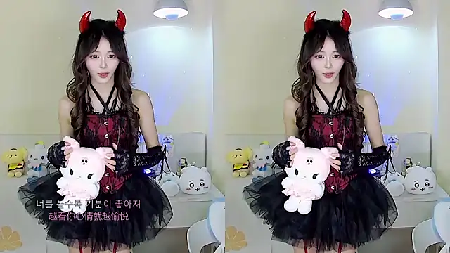 xixibaby- online show from 01-14-25, 11:42