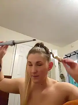 CoraRiley online show from 01-01-25, 12:43