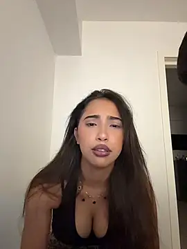 Snapshot of miaceleste chatting on 06-22-26, 10:29 miaceleste online show from 06-22-26, 10:29