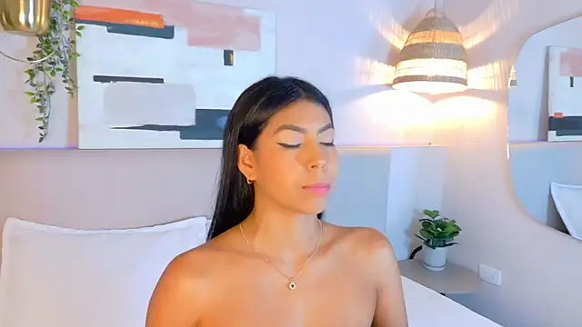 AbieHills online show from 11-26-25, 11:22