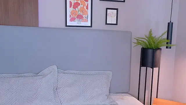 Snapshot of AbieHills chatting on 03-09-26, 11:36 AbieHills online show from 03-09-26, 11:36