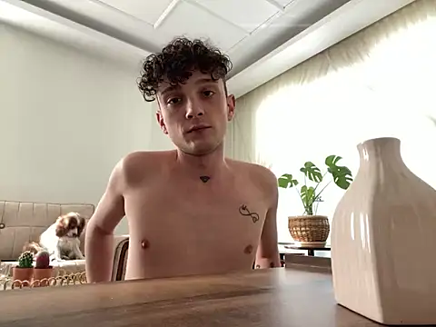 Snapshot of verici34 chatting on 01-02-25, 11:41 verici34 online show from 01-02-25, 11:41